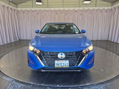 Used 2024 Nissan Sentra SV FWD image 2