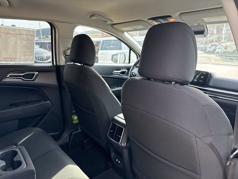 New 2026 Kia Sportage LX FWD image 14