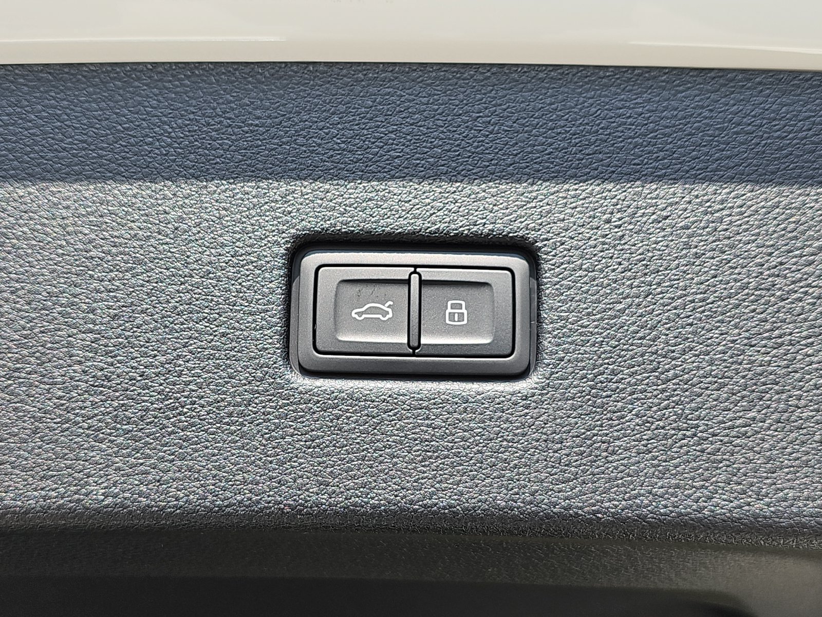 New 2026 Audi Q8 Premium Plus AWD/4WD image 14