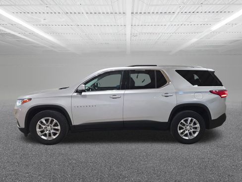 Used 2018 Chevrolet Traverse LT image 1