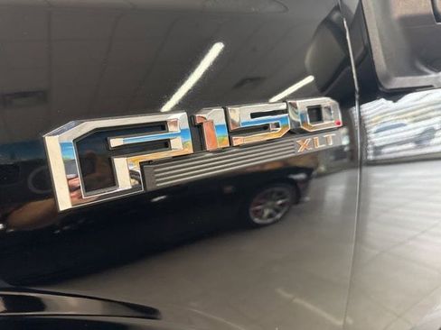 Used 2017 Ford F150 XLT w/ Equipment Group 302A Luxury image 15