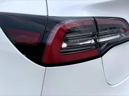 Used 2023 Tesla Model 3 Standard Range RWD image 26