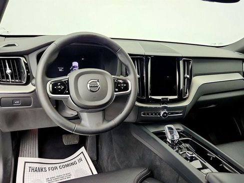 Used 2025 Volvo XC60 B5 Ultra w/ Protection Package Premier AWD/4WD image 12