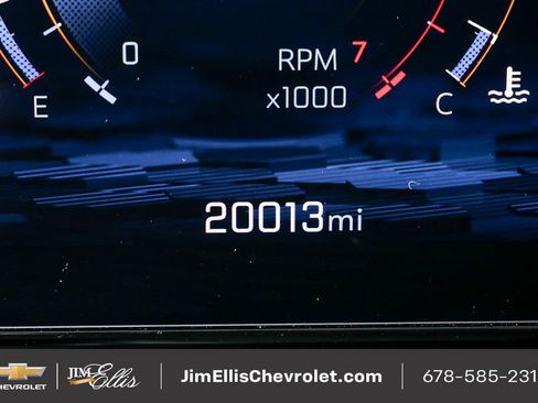 Used 2025 Chevrolet Tahoe High Country w/ Sun And Tow Package image 12