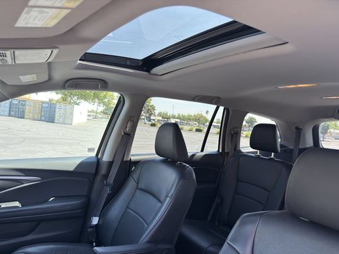 Used 2018 Honda Pilot EX-L image 12
