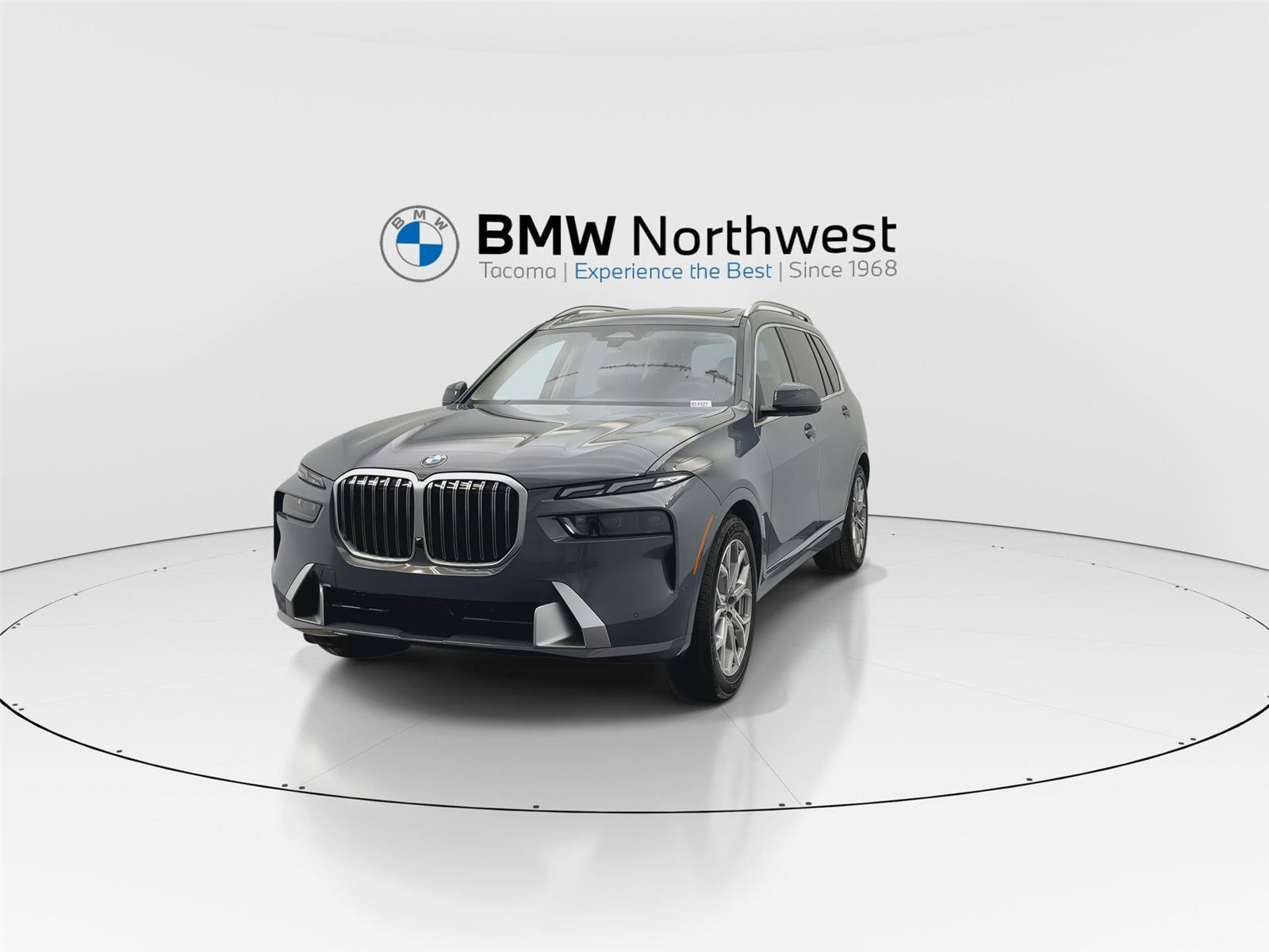 New 2026 BMW X7 xDrive40i w/ Premium Package AWD/4WD image 8