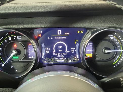 Used 2021 Jeep Wrangler Unlimited Sahara AWD/4WD image 17