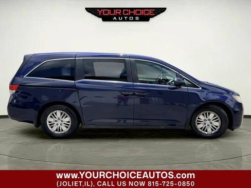 Used 2015 Honda Odyssey LX image 9