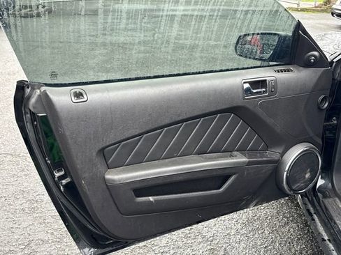 Used 2013 Ford Mustang GT Premium w/ Brembo Brake Pkg image 13