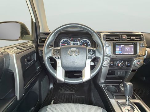 Used 2016 Toyota 4Runner SR5 image 16