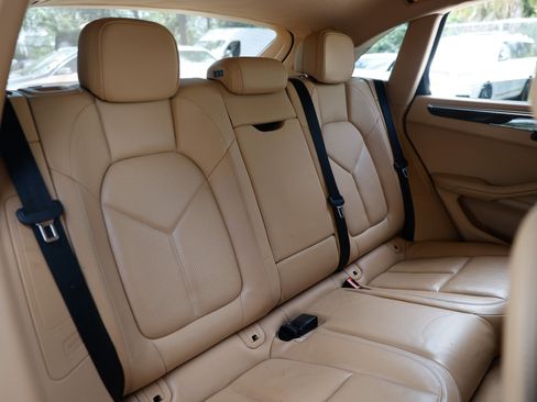 Used 2016 Porsche Macan S AWD/4WD image 18
