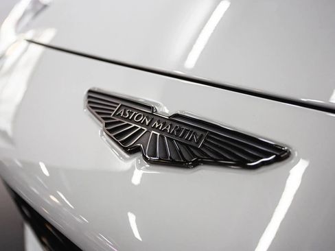 Used 2024 Aston Martin DB12 Convertible RWD image 40