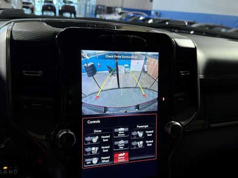 Used 2021 RAM 1500 Limited w/ Body Color Bumper Group AWD/4WD image 33