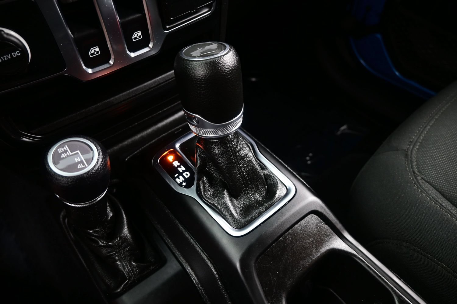Used 2022 Jeep Wrangler Sport AWD/4WD image 22