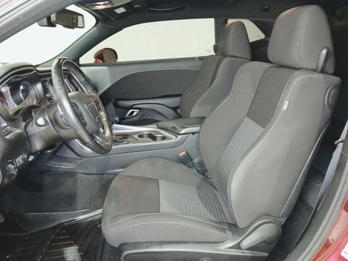 Used 2021 Dodge Challenger GT RWD image 9