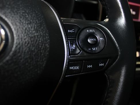 Used 2021 Toyota Corolla SE FWD image 19