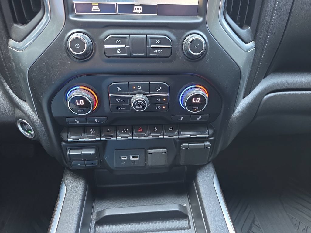 Used 2021 Chevrolet Silverado 1500 RST AWD/4WD image 26