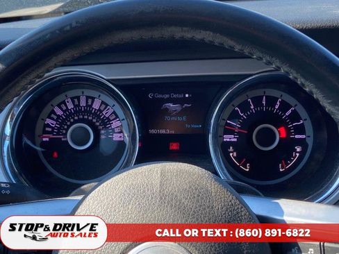 Used 2013 Ford Mustang Premium image 13