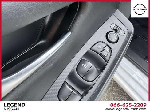 Certified 2023 Nissan Sentra SV FWD image 17