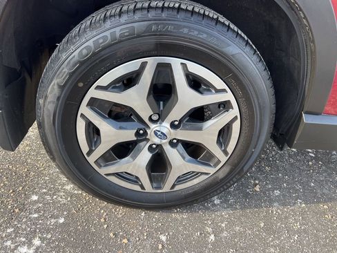 Certified 2023 Subaru Forester Premium image 54