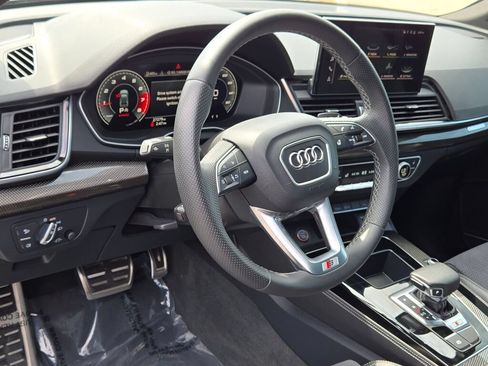 Used 2022 Audi SQ5 Premium Plus w/ Premium Plus Package AWD/4WD image 29