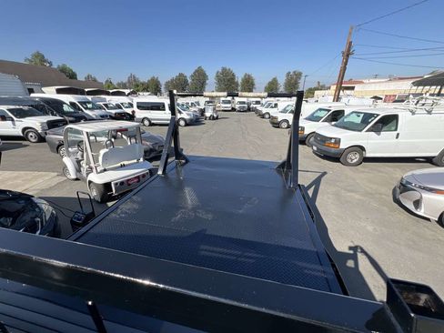 Used 2014 Ford F550 2WD Crew Cab Super Duty image 10