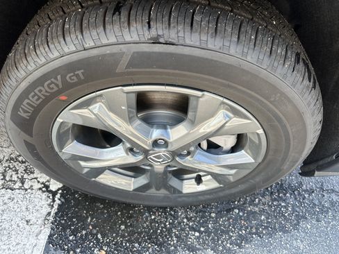 Used 2026 Honda HR-V LX image 6