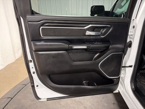 Used 2024 RAM 1500 Laramie AWD/4WD image 16