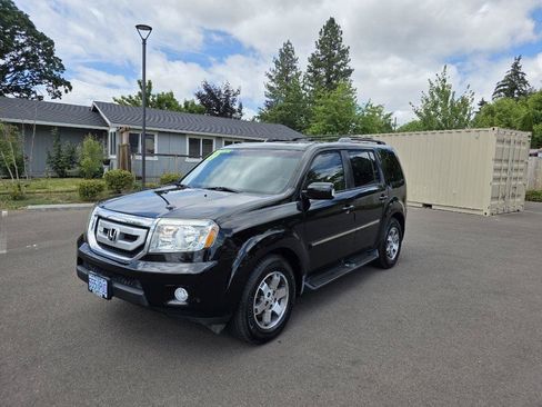 Used 2009 Honda Pilot Touring image 1
