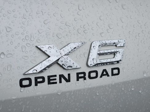 Used 2021 BMW X6 xDrive40i w/ Premium Package image 28