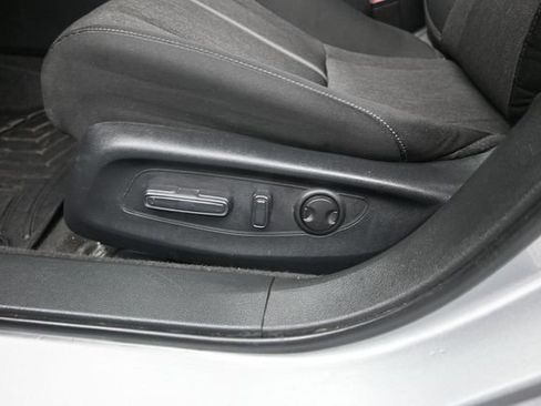 Used 2024 Honda Accord Sport image 9