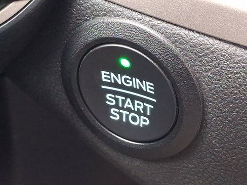 Certified 2022 Ford Escape SE image 20