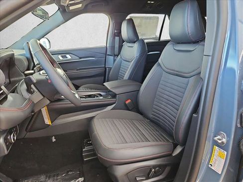 New 2026 Ford Explorer ST-Line image 4