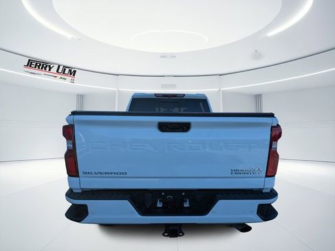 Used 2022 Chevrolet Silverado 3500 High Country image 4