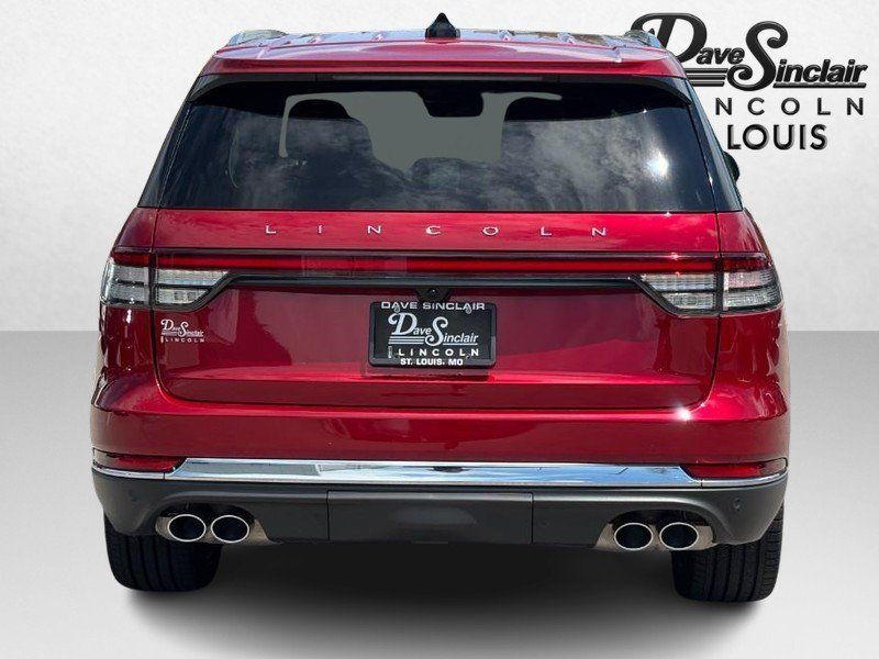 Used 2025 Lincoln Aviator Reserve w/ Equipment Group 201A AWD/4WD image 4