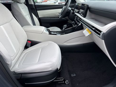 New 2026 Hyundai Tucson SEL image 13