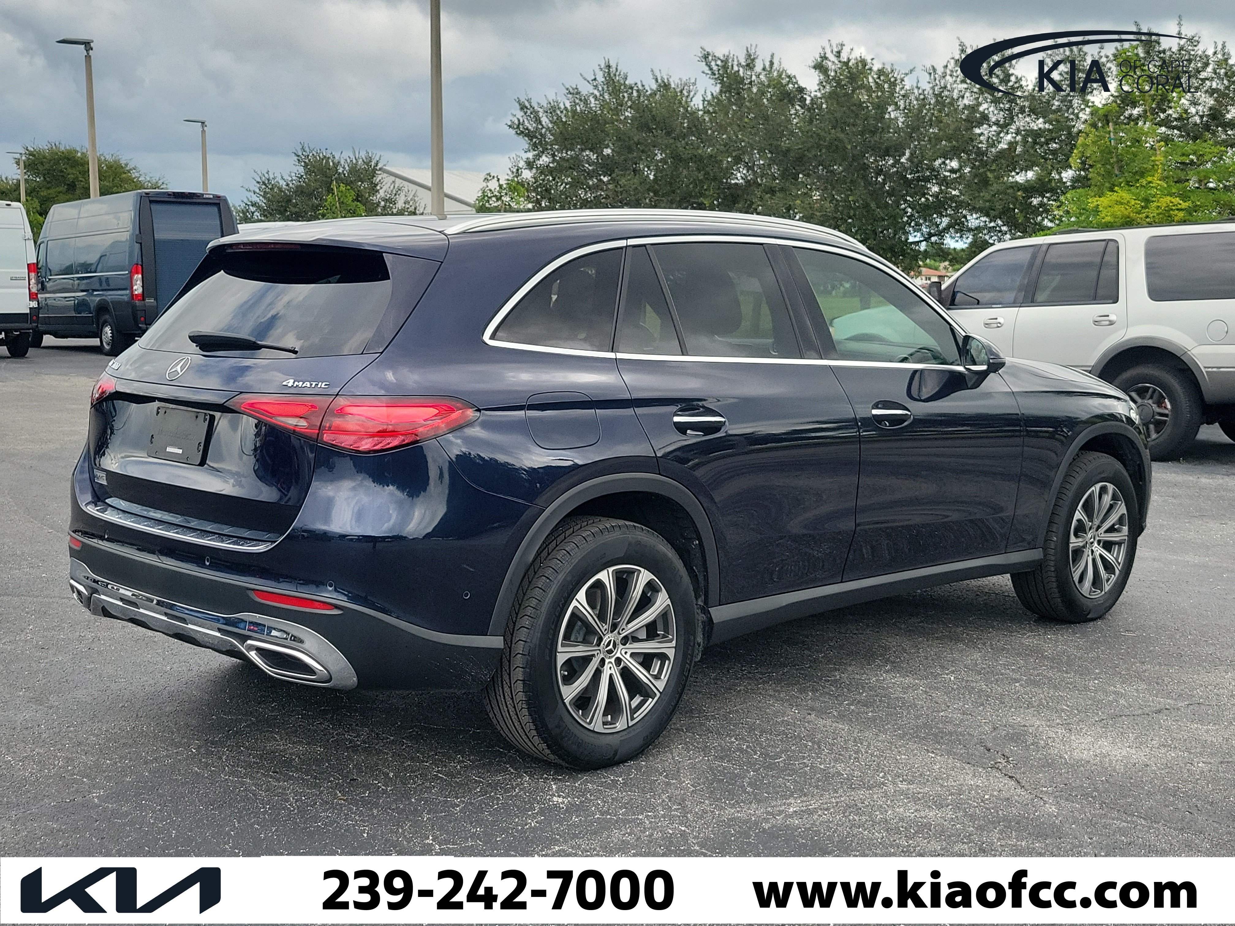 Used 2023 Mercedes-Benz GLC 300 4MATIC image 6