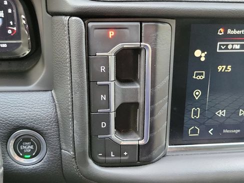 Used 2022 GMC Yukon Denali w/ Denali Premium Package AWD/4WD image 37
