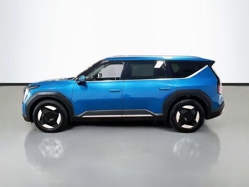 Certified 2024 Kia EV9 Wind AWD/4WD image 4