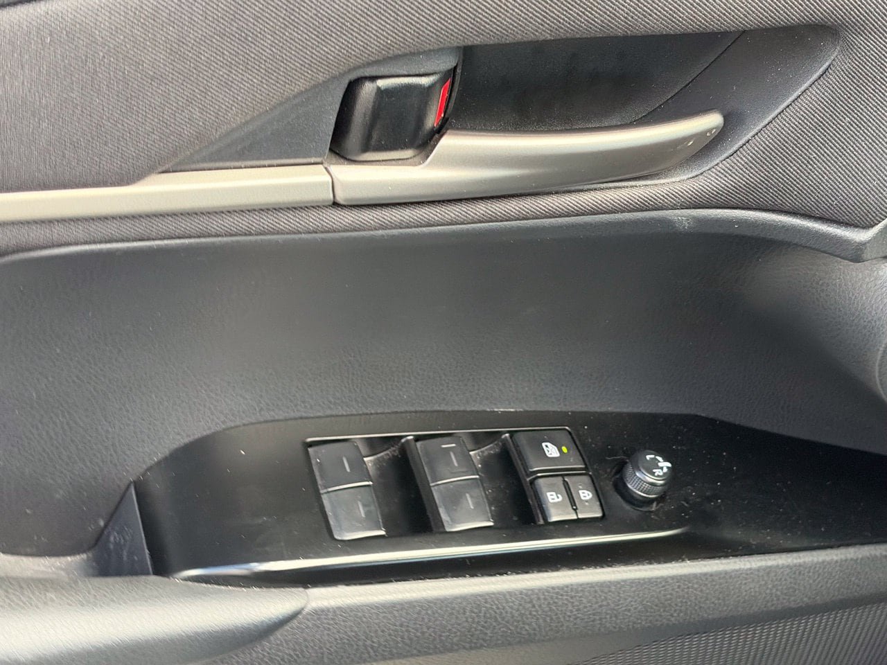 Used 2026 Toyota Camry LE FWD image 6