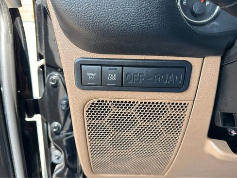 Used 2014 Jeep Wrangler Unlimited Rubicon w/ Connectivity Group image 15