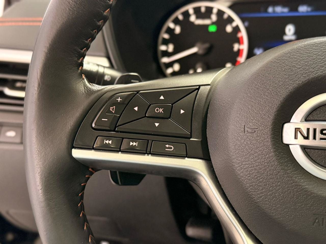 Used 2022 Nissan Altima 2.5 SR w/ Midnight Edition Package FWD image 26