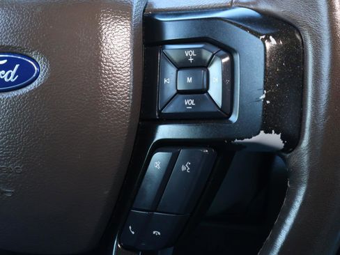 Used 2018 Ford Expedition Limited w/ Equipment Group 301A image 28