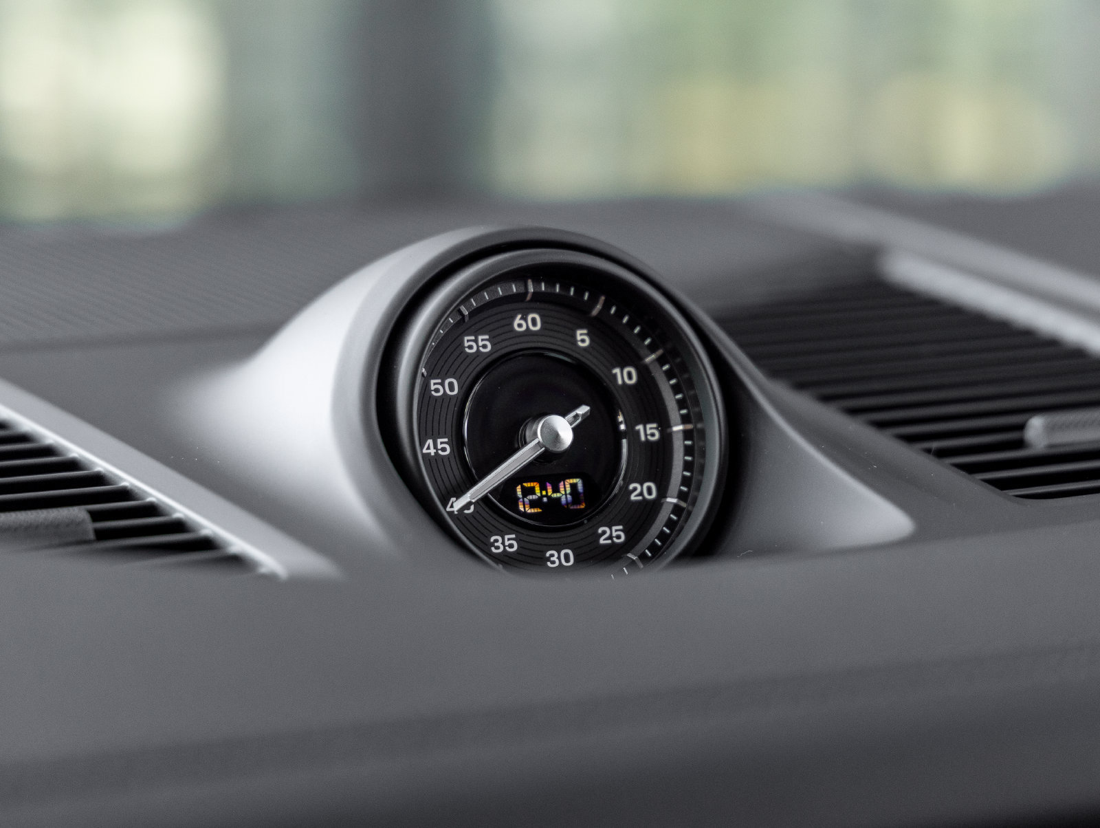 Certified 2026 Porsche Cayenne E-Hybrid Coupe AWD/4WD image 28