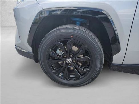 Certified 2024 Toyota RAV4 SE AWD/4WD image 23