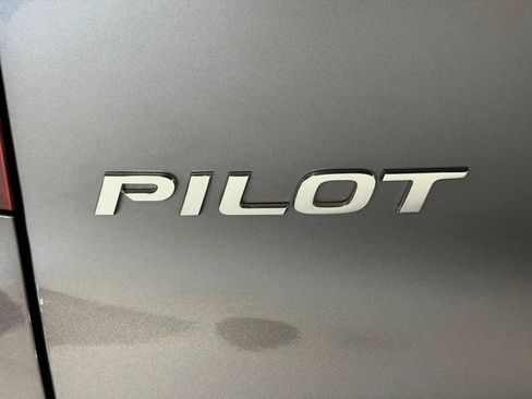 Used 2018 Honda Pilot EX-L image 10