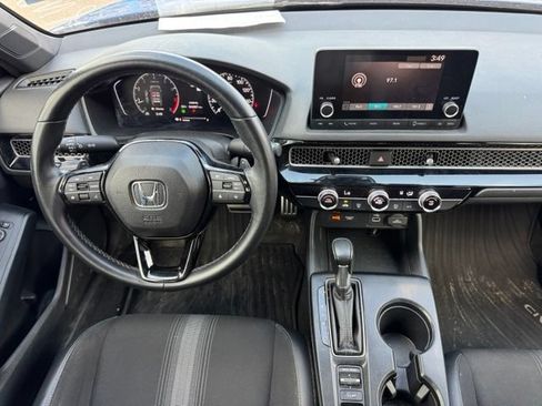 Used 2023 Honda Civic Sport image 17
