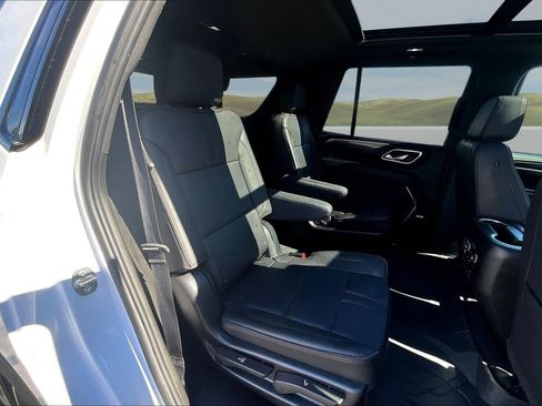 Used 2023 Chevrolet Tahoe RST w/ Luxury Package image 16