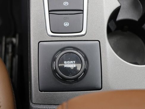 Used 2025 Ford Bronco Sport Outer Banks w/ Outer Banks Tech Package+ image 28