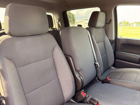 Used 2019 Chevrolet Silverado 1500 LT w/ All-Star Edition RWD image 33